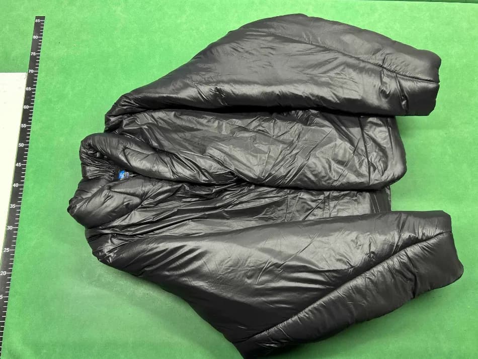 Yeezy Gap Jacket - CNFans Spreadsheet catalog entry