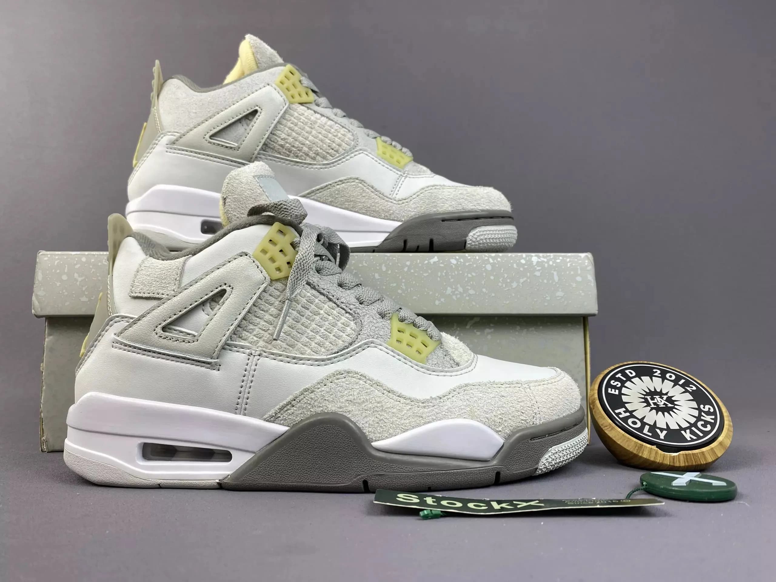 Jordan 4 Retro SE Craft Photon Dust - CNFans Spreadsheet catalog entry