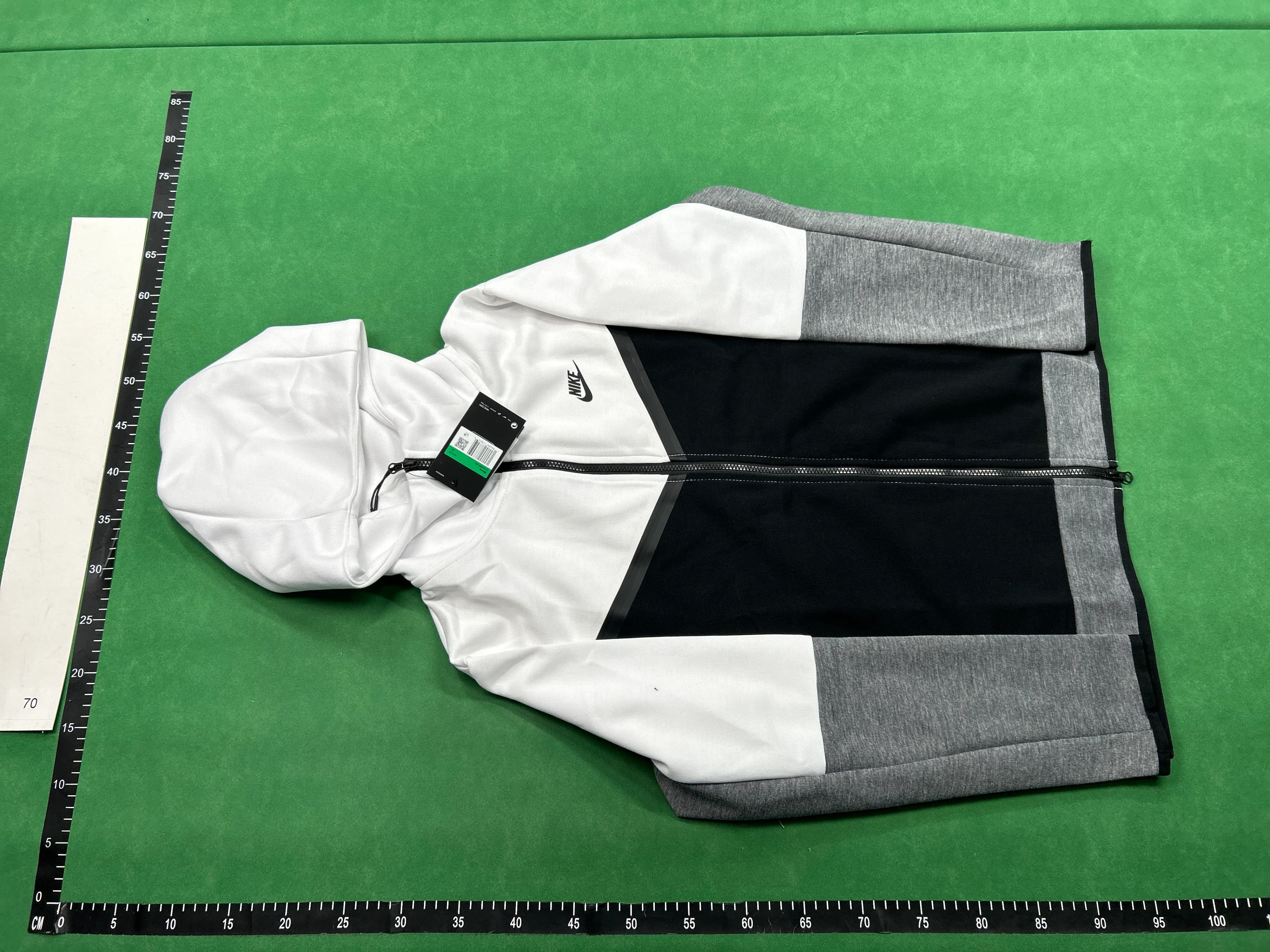 NIKE TECH TOP! - CNFans Spreadsheet catalog entry