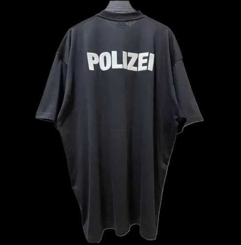 VETEMENTS POLIZEI TEE - CNFans Spreadsheet catalog entry