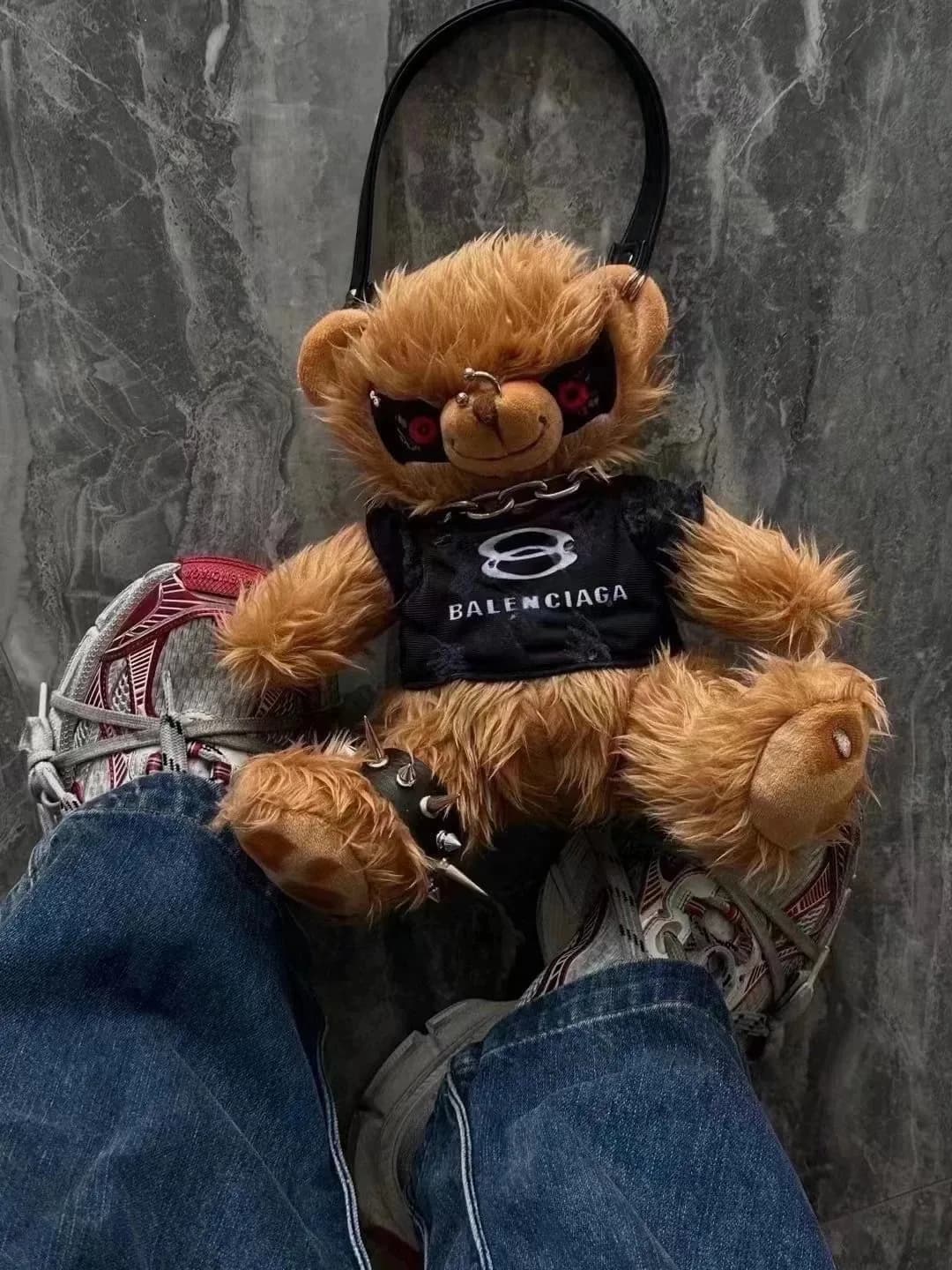 Balenciaga Bear - CNFans Spreadsheet catalog entry