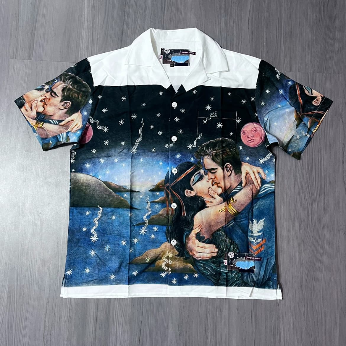 Welfare self-production correct version impossible true love fruit feast kiss half-sleeved shirt - CNFans Spreadsheet catalog entry