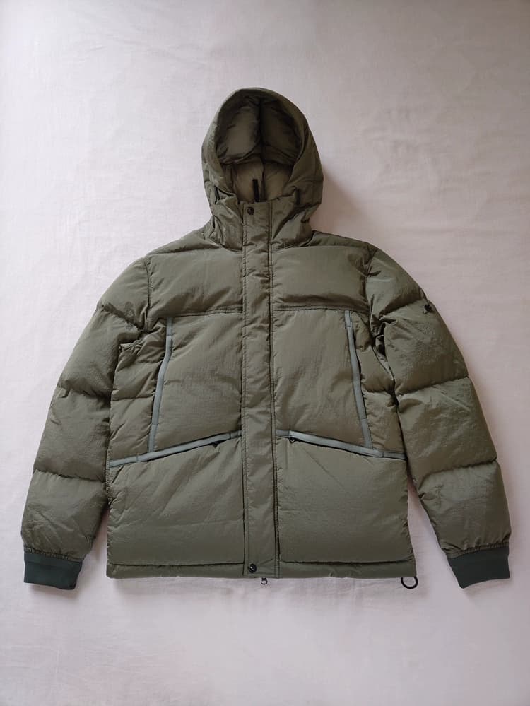 21FW 44508 NYLON METAL DOWN JACKET TOPSTONEY - CNFans Spreadsheet catalog entry