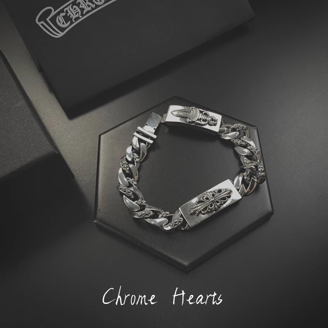 8046 Chrome hearts cross flower sword double brand pin men's men's bracelet unique home-made model, the details are the same as the counter special. Limited quantity sold out. Need to be customized and re-arranged. Delivery time. Who said that men don't need decoration? Use 9 - CNFans Spreadsheet catalog entry