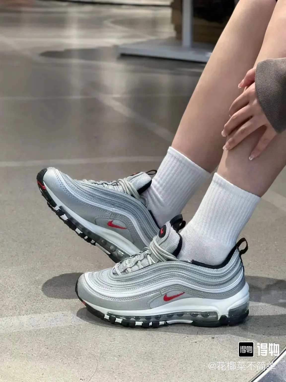 airmax 97 thumbnail 2