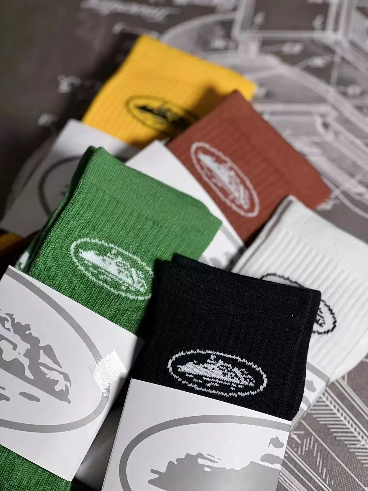 CORTEIZ SOCKEN thumbnail 2