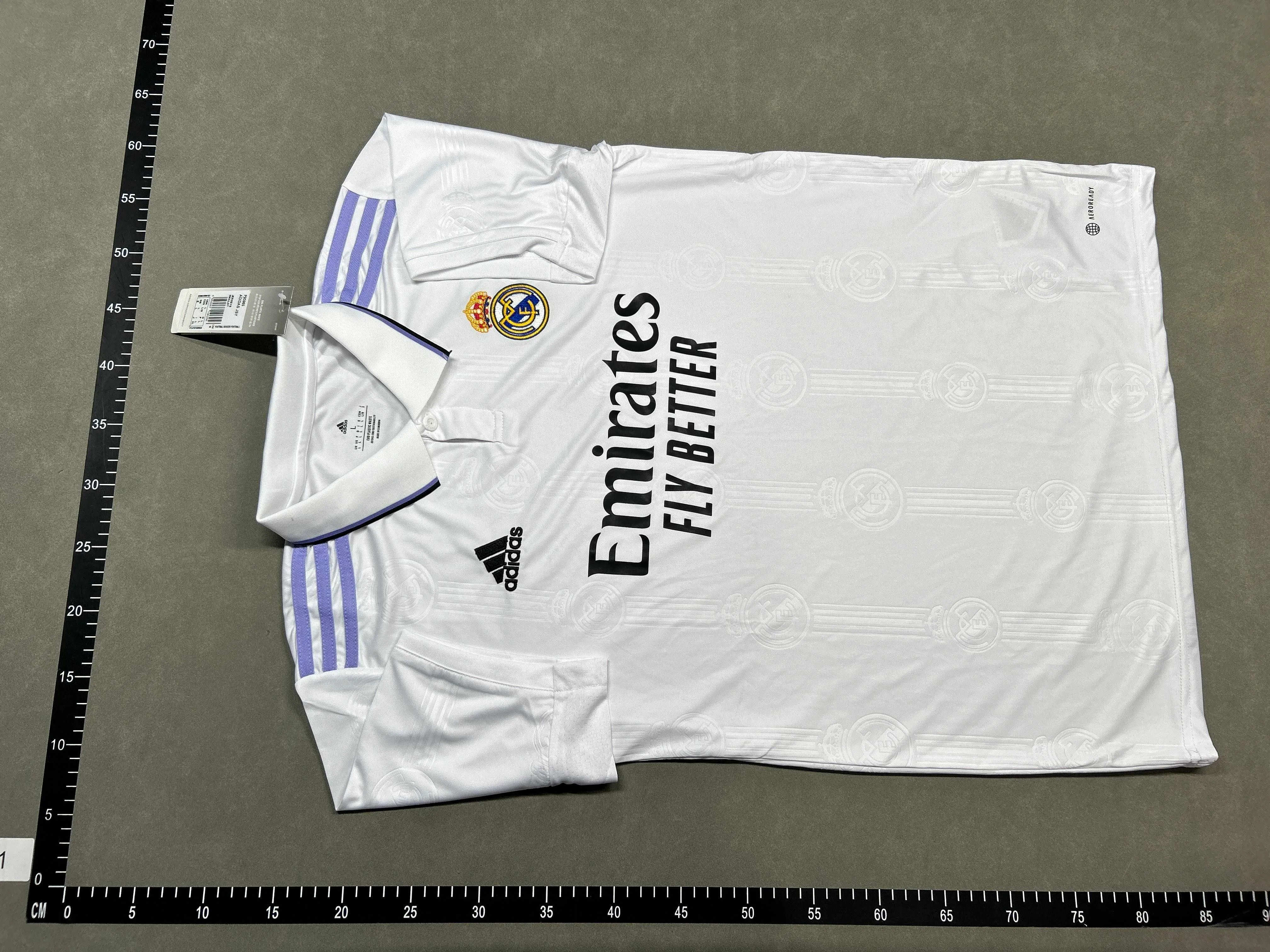 LV t-shirt thumbnail 6