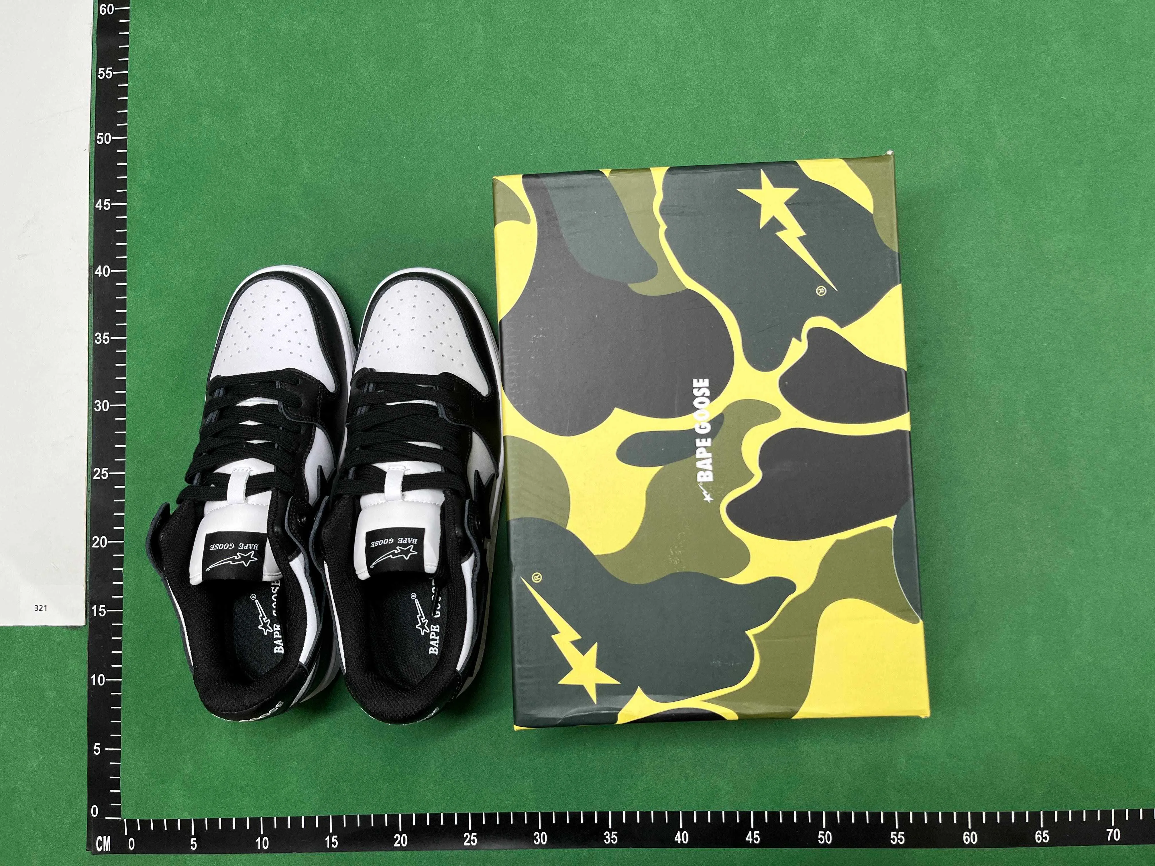 bapesta 31 colours thumbnail 2