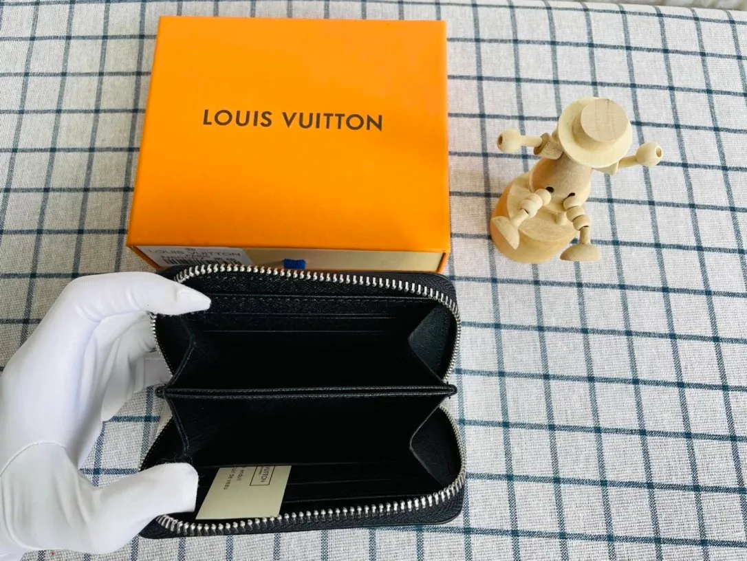 LV COIN PURSE #3 thumbnail 2